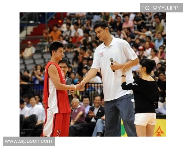 周磊篮球生涯回顾与展望对话分享篮球梦想与奋斗历程