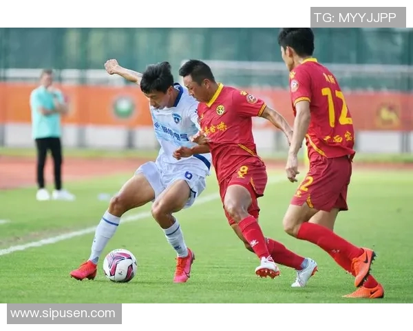 南京足球队中路突破革新之路探索与战术解析